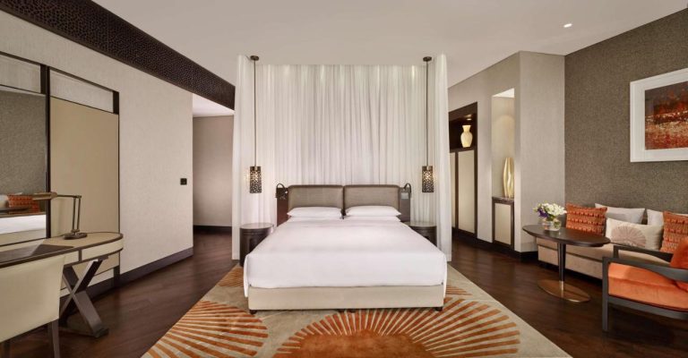 Grand Hyatt Abu Dhabi Hotel & Residences Emirates Pearl