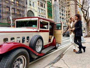 NYC: Highlights of Manhattan Tour in a Classic Car