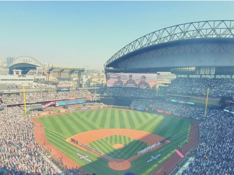 Seattle Mariners Baseball Game