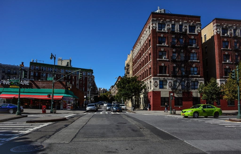 Harlem and Bronx Day Tour with Yankees Baseball Game