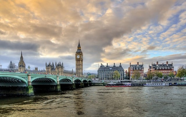 Mielőtt kiválasztaná az ajánlott szállodát London központjában, összegyűjtöttük Önnek London központjában található legjobb szállodákat