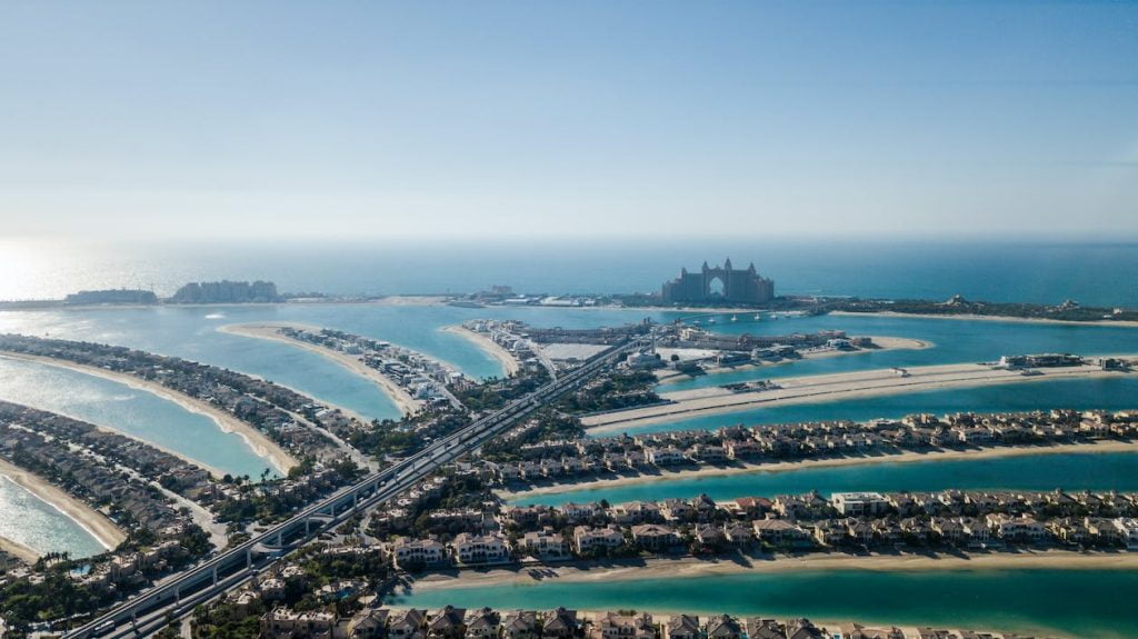 Dubai: The View At The Palm