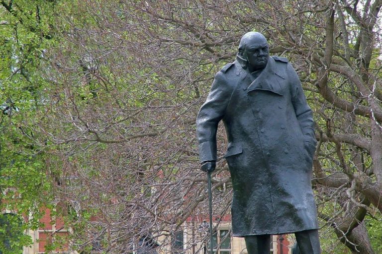 London: Winston Churchill Walking Tour
