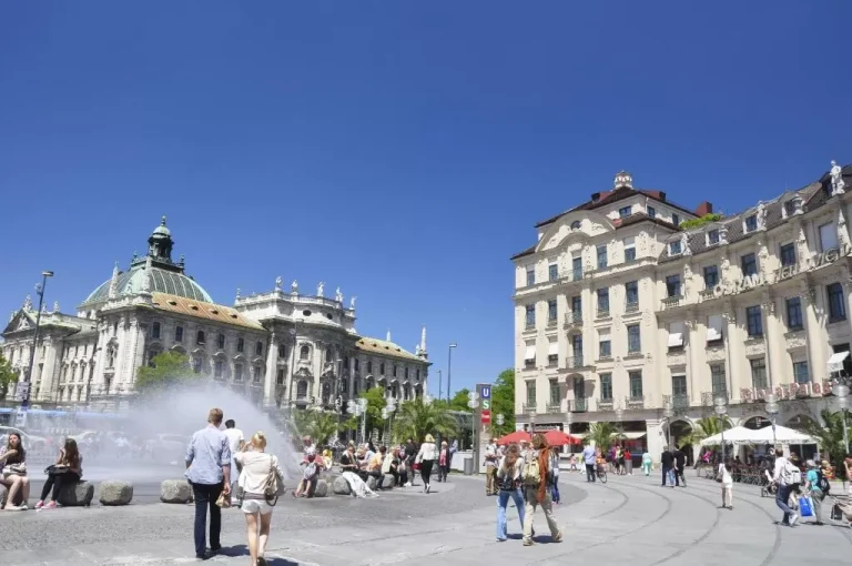 מינכן ידועה בהיסטוריה העשירה שלה, בארכיטקטורה המדהימה שלה ובתרבות התוססת שלה