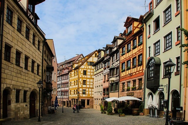 נירנברג היא יעד מושלם לחופשה בוטיקית, המציעה מגוון רחב של בתי מלון ייחודיים, מסעדות גורמה ואטרקציות מרתקות